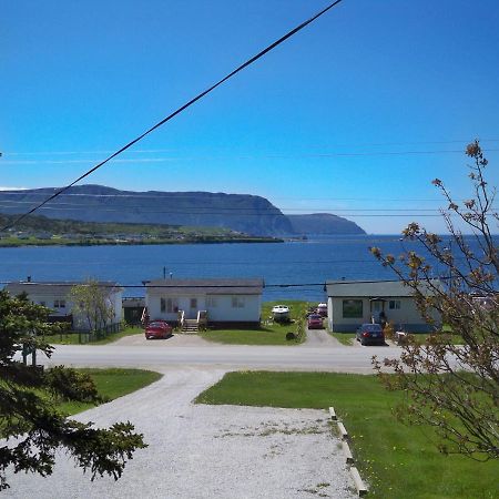 Wildflowers Country Inn Rocky Harbour Bagian luar foto