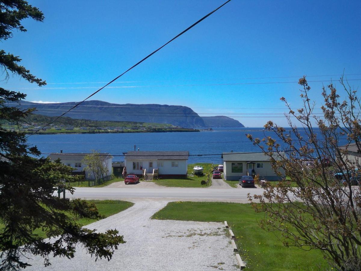Wildflowers Country Inn Rocky Harbour Bagian luar foto